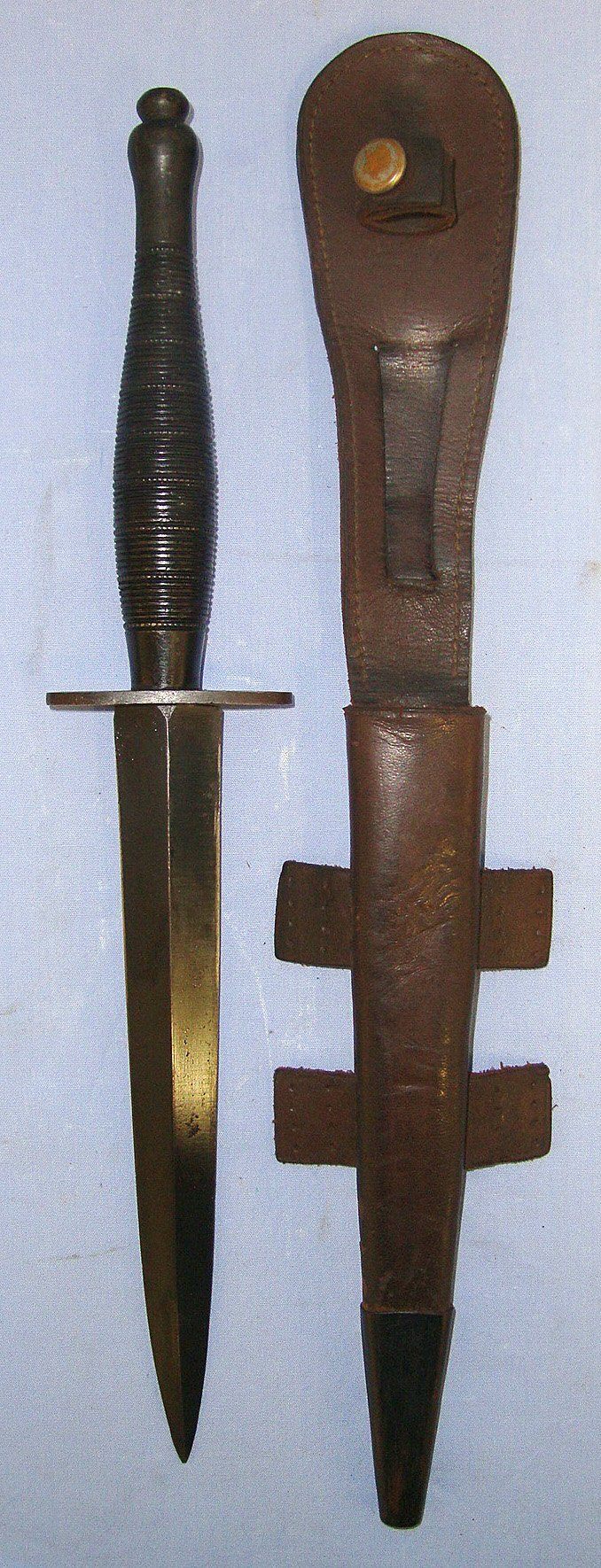 EXCELLENT ORIGINAL BLUED BLADE**WW2 Era British WD (Broad Arrow 9 Marked) Fairbairn Sykes FS Commando Fighting Knife Beaded & Ribbed (9 Rows Of Beads) & Scabbard. Sn 23174:9 Dagger