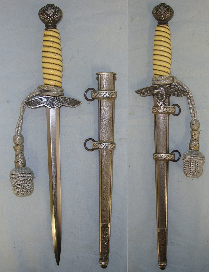  ORIGINAL**WW2 Era Nazi German Luftwaffe Officer’s 2nd Pattern Dagger With Bullion Cord & Portepee & Scabbard. ED 900 Dagger