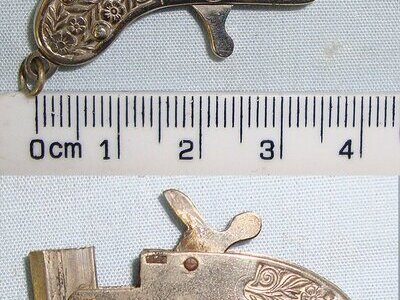 MINIATURE**EXPERTLY CRAFTED**Austrian Late 19th Century Break Action Pin Fire Metal Pistol With Foliate Decorated Grips. Sn 23564:4 miniature pistol Obsolete Single Shot