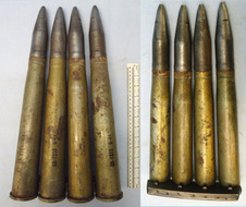 INERT DEACTIVATED. Bofors 40mm Mark 3 Anti-aircraft Gun (40x365R) 4 Round Clip Of Dummy/Drill Rounds. - O 1687 INERT DEACTIVATED. Bofors 40mm Mark 3 Anti-aircraft Gun (40x365R) 4 Round Clip Of Dummy/Drill Rounds. - O 1687  Other