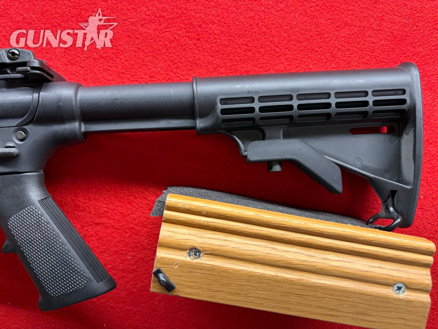 Smith & Wesson M&P 15-22 Semi-Auto .22 RF Rifle - {CATEGORY}