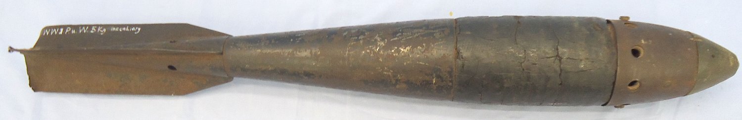 INERT DEACTIVATED. WW1, Rare, German, 12.5kg P.u.W (Prufanstalt und Werft der Fliergertruppe) Incendiary Bomb. Sn 23465 INERT DEACTIVATED. WW1, Rare, German, 12.5kg P.u.W (Prufanstalt und Werft der Fliergertruppe) Incendiary Bomb. Sn 23465 Various Other Ammunition - {CATEGORY}