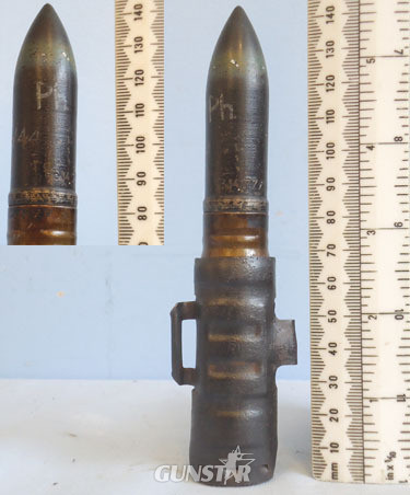  MK151/20 (20x82) API Armour Piercing Incendiary Round And Ammunition Link DEACTIVATED INERT. WW2 1944 dated German 20 mm MK151/20 (20x82) API Armour Pierc Antique & Militaria