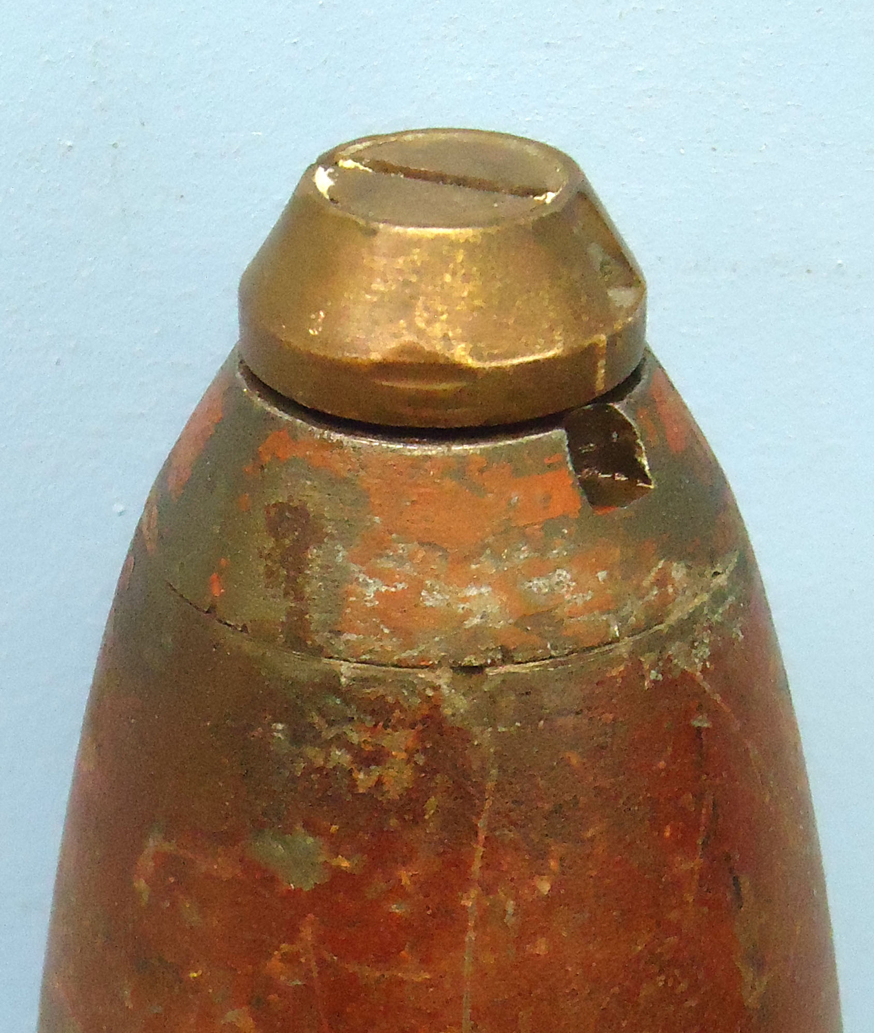 DEACTIVATED INERT. French, 1939 Dated, Unfired Brandt Mle 27/31, 81mm High Explosive (HE) Heavy Mortor. Sn - 20735 DEACTIVATED INERT. French, 1939 Dated, Unfired Brandt Mle 27/31, 81mm High Explosive (HE) Heavy Mortor. Sn - 20735  Other Ammunition - {CATEGORY}