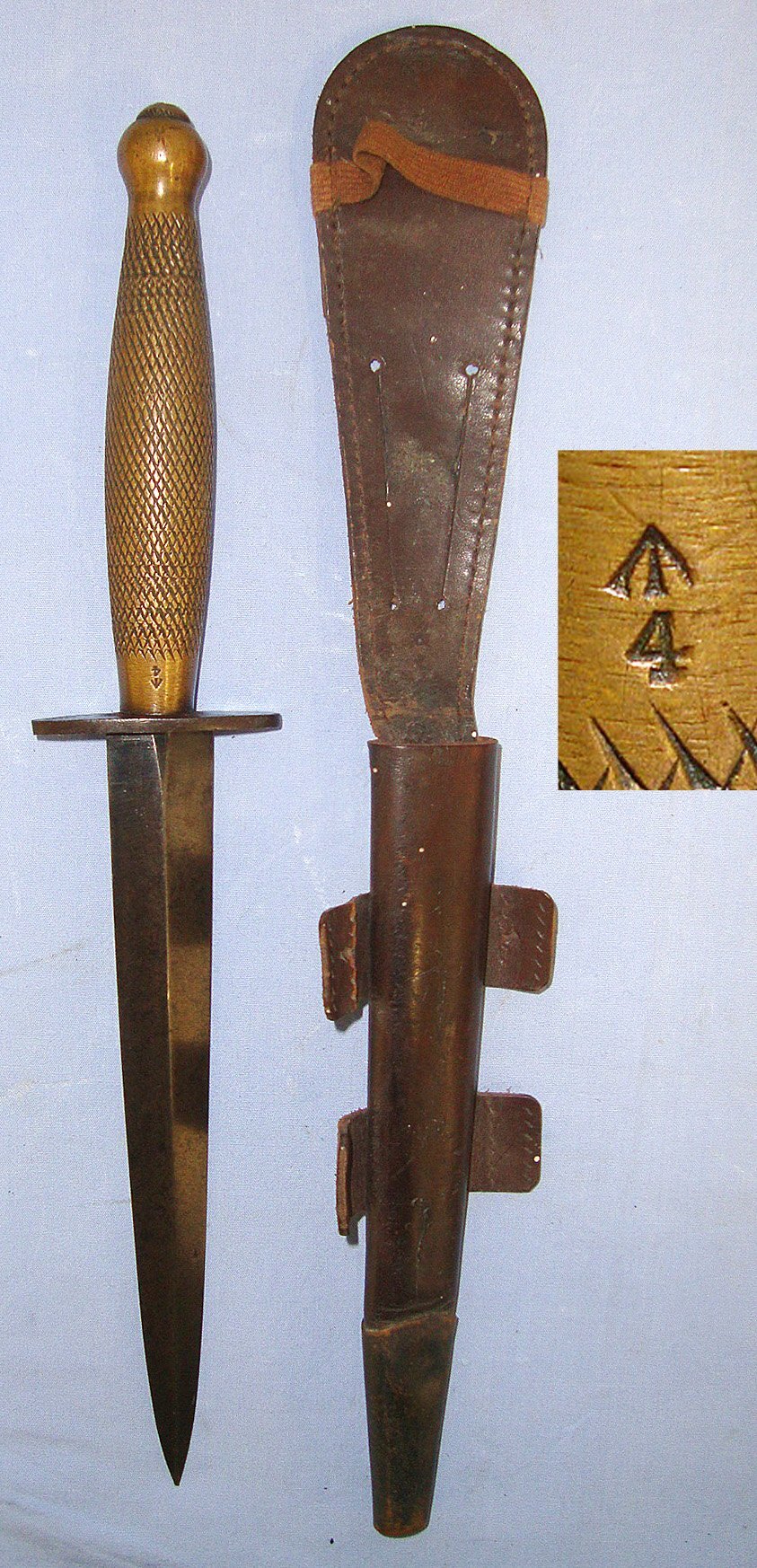 RARE**WW2 FAT GRIP, 'Fat Boy', 2nd Pattern, Fairbairn Sykes FS Fighting Knife With WD Broad Arrow 4 Inspection Mark & Scabbard. Sn 23174:7 Knive
