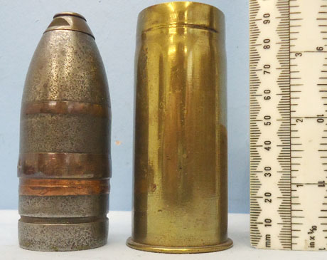  DEACTIVATED INERT. British Unfired Early unmarked VSM (Vickers Son and Maxim) 37 DEACTIVATED INERT. British Unfired Early unmarked VSM (Vickers Son and Maxim) 37 Antique & Militaria
