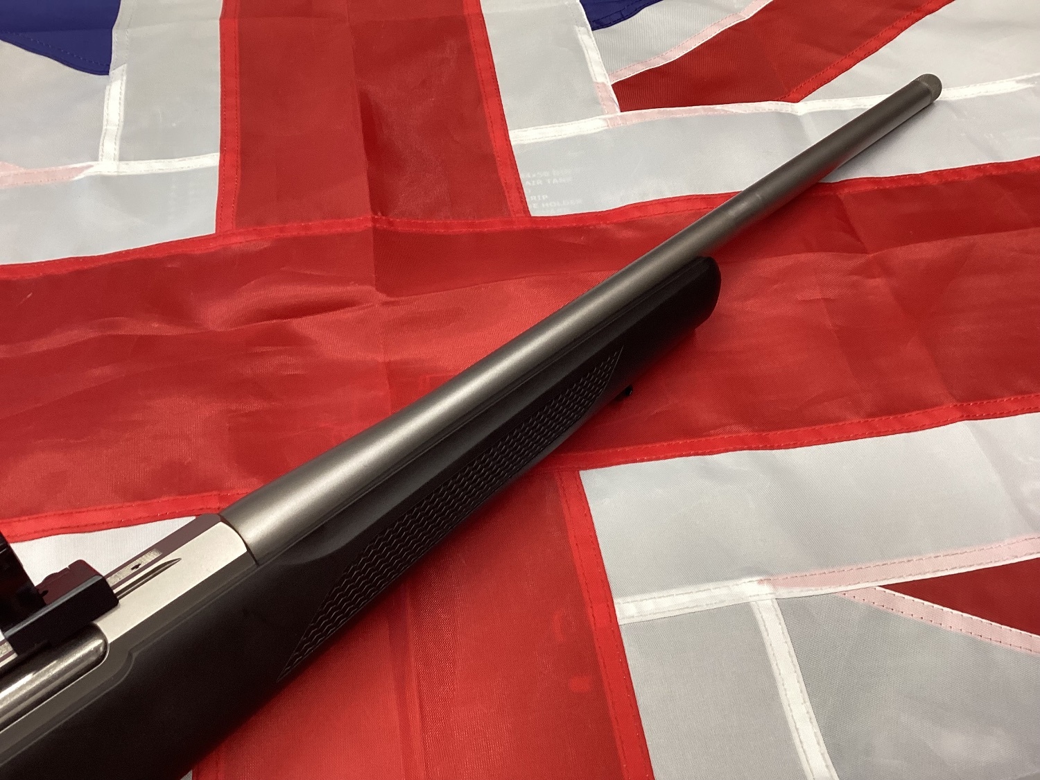 Tikka T3 LIGHT STAINLESS SYNTHETIC  Bolt Action 6.5x55mm Swedish Mauser Rifle - {CATEGORY}