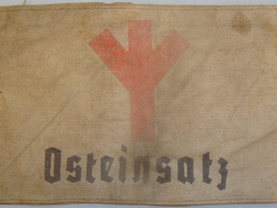 *A Rare Printed ‘S.A.’ Medical Personnel ‘Osteinsatz’ Armband. N 83. *A Rare Printed ‘S.A.’ Medical Personnel ‘Osteinsatz’ Armband. N 83. Clothing