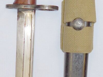 British No7 Mk1/L Bayonet Scabbard and Webbing Frog. BAYO 791. Bayonet