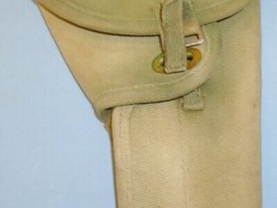 WWII Canadian Officers Dated 1945 Private Purchase Quality Canvas Holster for the Browning Hi Power Semi-Automatic Pistol. L 246. WWII Canadian Officers Dated 1945 Private Purchase Quality Canvas Holster for the Browning Hi Power Semi-Automatic Pistol. L 246. Antique & Militaria