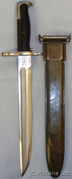  U.S. ‘M1’ Garand Bayonet and Scabbard. BAYO 733. Bayonet