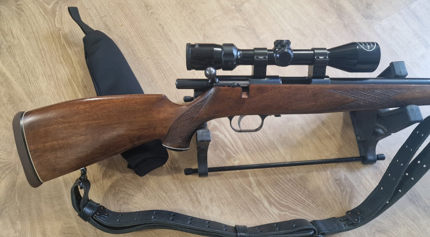 Weihrauch Weihrauch Bolt Action .17 Rifle - {CATEGORY} in 