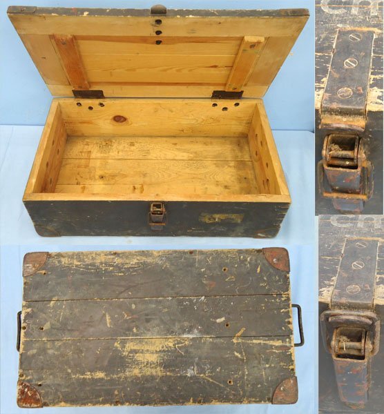 German, WW2, Large Cartridge Charge, Wooden Ammunition Box for the S.10cm K18 Heavy field gun. - O 2222 German, WW2, Large Cartridge Charge, Wooden Ammunition Box for the S.10cm K18 Heavy field gun. - O 2222  Other Ammunition