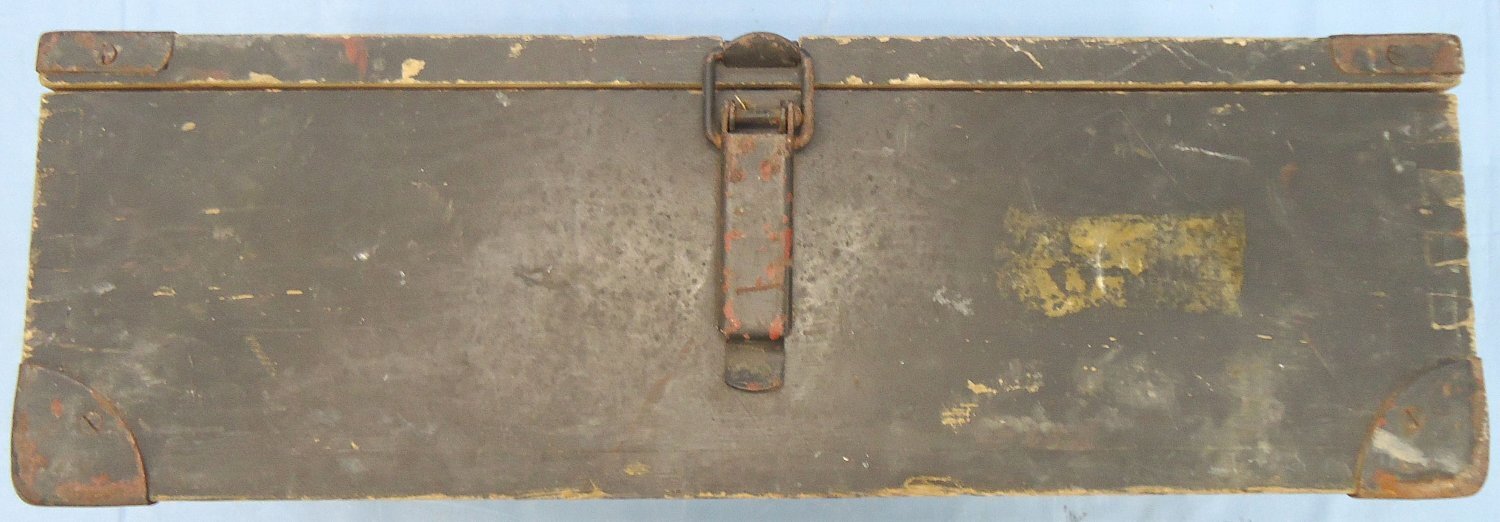 {CATEGORY} - German, WW2, Large Cartridge Charge, Wooden Ammunition Box for the S.10cm K18 Heavy field gun. - O 2222 German, WW2, Large Cartridge Charge, Wooden Ammunition Box for the S.10cm K18 Heavy field gun. - O 2222  Other Ammunition