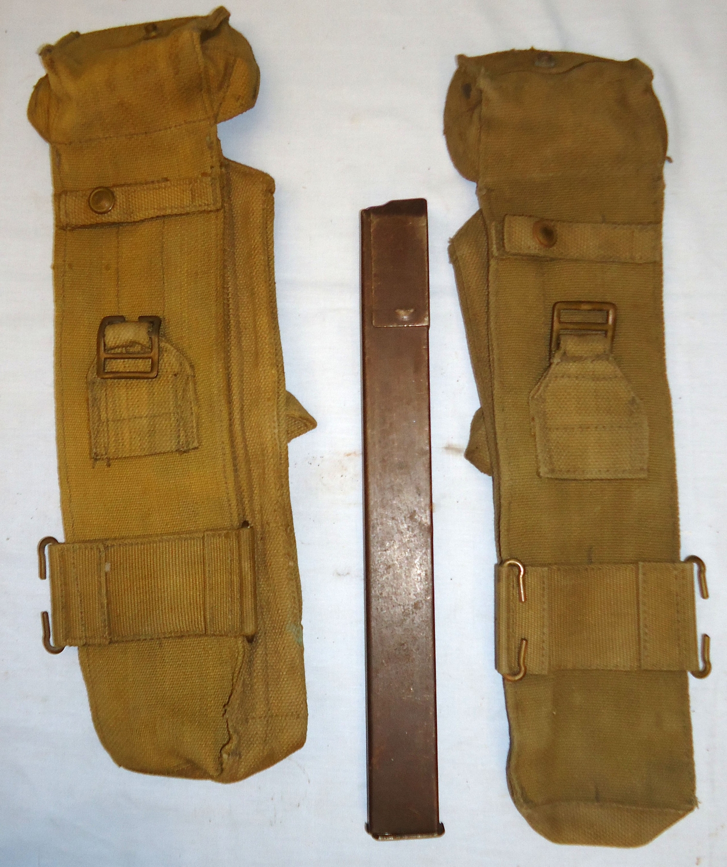 WW2, 1941 Dated, British, Air Ministry (Royal Air Force), Pair of Lanchester Sub Machine Gun, 3 Magazine Pattern 37 Webbing Pouch. - MISC 892 WW2, 1941 Dated, British, Air Ministry (Royal Air Force), Pair of Lanchester Sub Machine Gun, 3 Magazine Pattern 37 Webbing Pouch. - MISC 892 Other Accessory