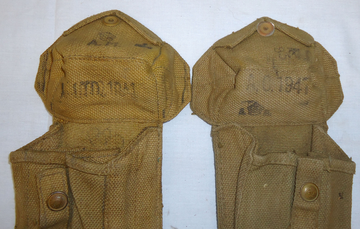  WW2, 1941 Dated, British, Air Ministry (Royal Air Force), Pair of Lanchester Sub Machine Gun, 3 Magazine Pattern 37 Webbing Pouch. - MISC 892 WW2, 1941 Dated, British, Air Ministry (Royal Air Force), Pair of Lanchester Sub Machine Gun, 3 Magazine Pattern 37 Webbing Pouch. - MISC 892 Other Accessory