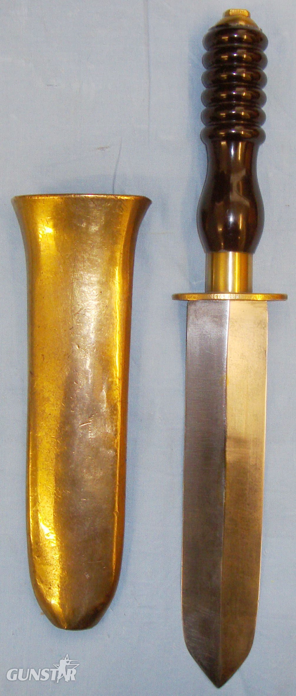  C1960’s British Siebe Gorman & Co Royal Navy Diver's Knife & Scabbard. Sn 23484:17 Knive