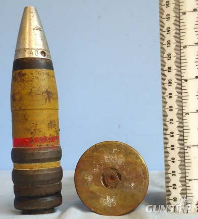 INERT DEACTIVATED Unfired German WW2 3.7cm SC/30 (37x380R) Round With An Unfired INERT DEACTIVATED Unfired German WW2 3.7cm SC/30 (37x380R) Round With An Unfired Antique & Militaria