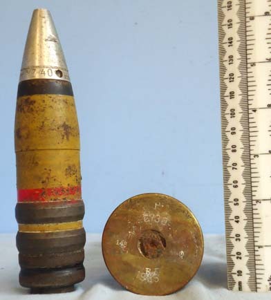 INERT DEACTIVATED Unfired German WW2 3.7cm SC/30 (37x380R) Round With An Unfired INERT DEACTIVATED Unfired German WW2 3.7cm SC/30 (37x380R) Round With An Unfired Antique & Militaria