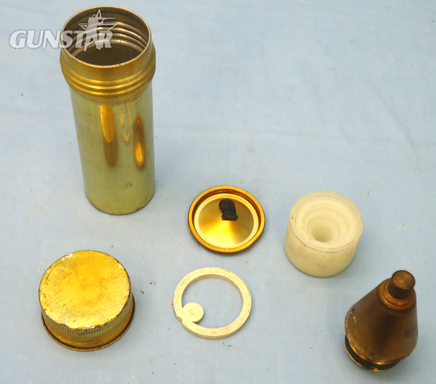 INERT. British, No 117 Fuze Plug, Representing No117 Nose Fuze & Transit Tin. - O 1955 INERT. British, No 117 Fuze Plug, Representing No117 Nose Fuze & Transit Tin. - O 1955  Other Ammunition 