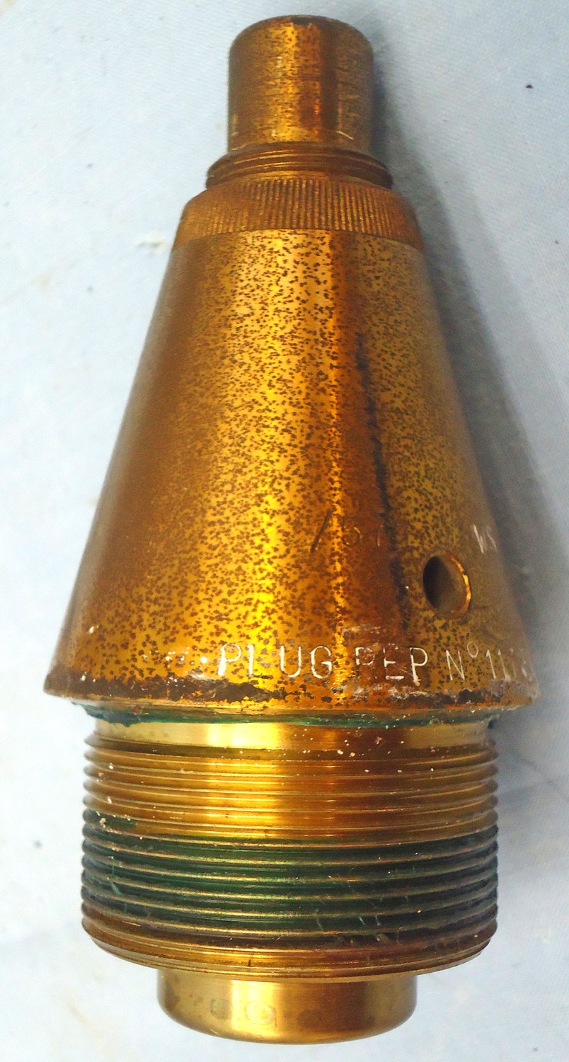 INERT. British, No 117 Fuze Plug, Representing No117 Nose Fuze & Transit Tin. - O 1955 INERT. British, No 117 Fuze Plug, Representing No117 Nose Fuze & Transit Tin. - O 1955  Other Ammunition - {CATEGORY} in 