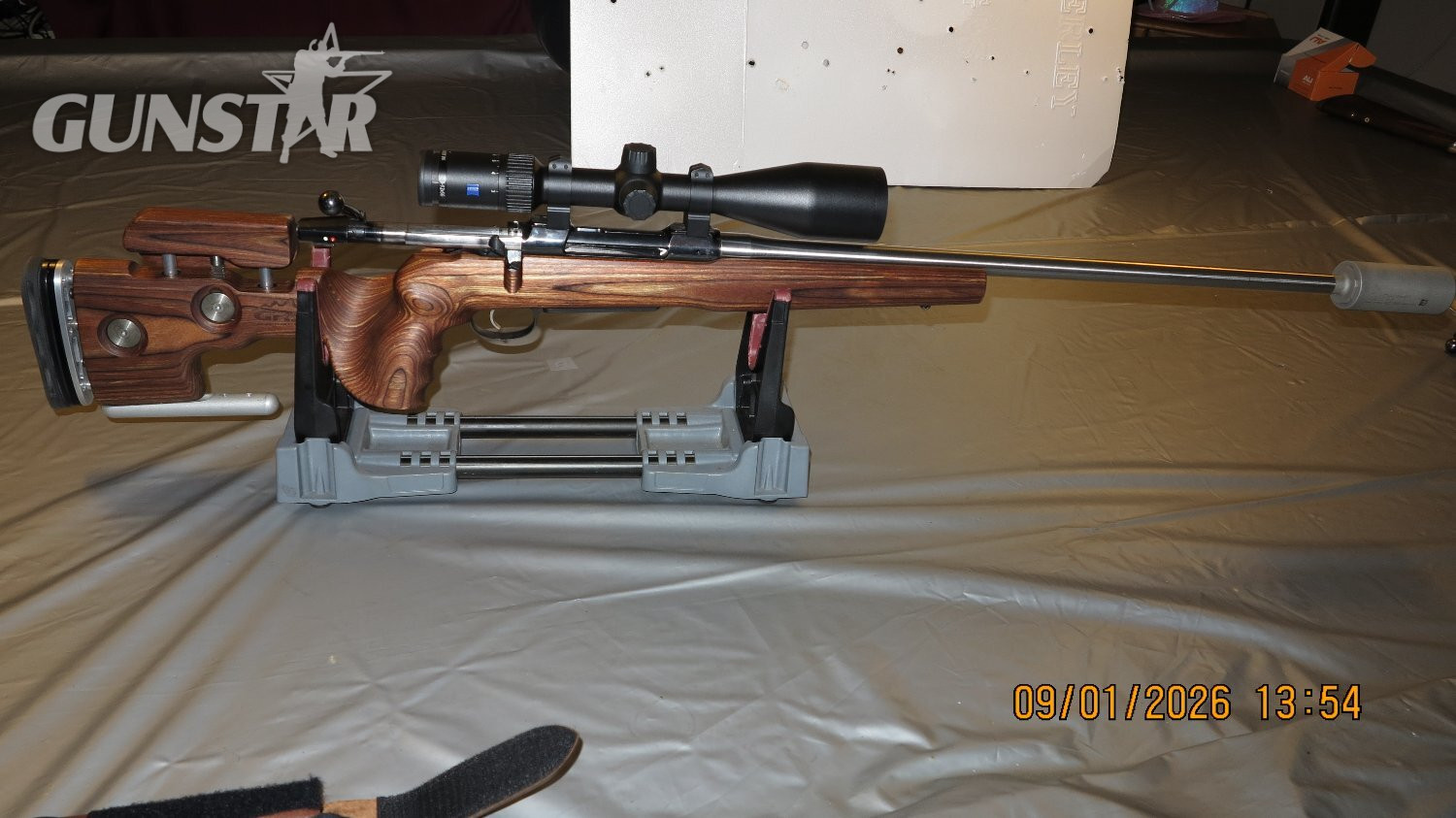 CZ 550 Bolt Action .30-06_ Rifle 