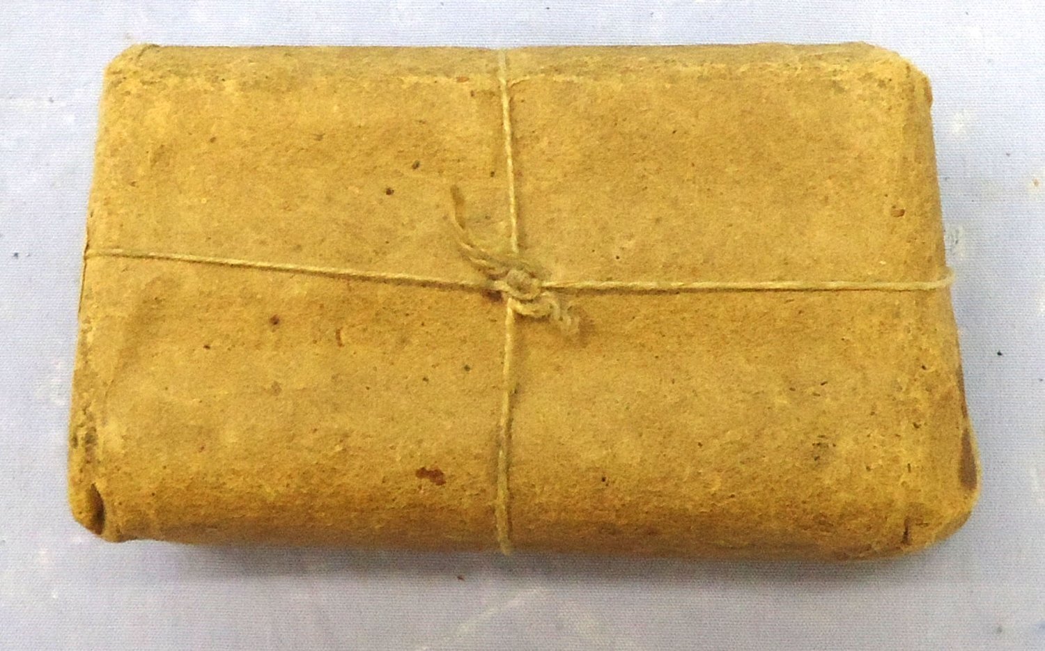 {CATEGORY} - INERT. Rare 12 round Packet of 12 Eley (Jenours Patent of 1827) 16 Gauge 1 1/8 Ounces Of Number 4 Shot Improved Shot Patent Wire Shot Cartridges Sn - 22012 INERT. Rare 12 round Packet of 12 Eley (Jenours Patent of 1827) 16 Gauge 1 1/8 Ounces Of Number 4 Shot Improved Shot Patent Wire Shot Cartridges Sn - 22012  Other Ammunition in 