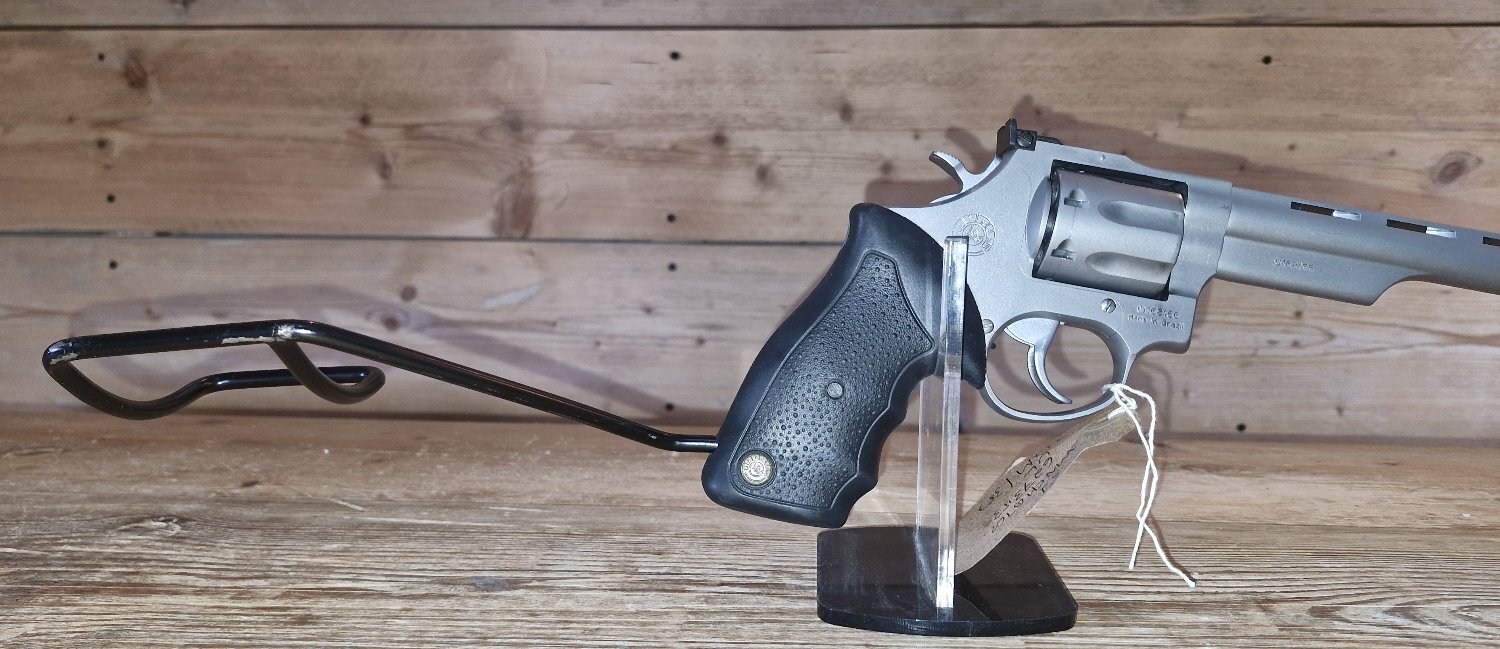  Taurus TAURUS LONG BARREL REVOLVER .357 Long Barrel
