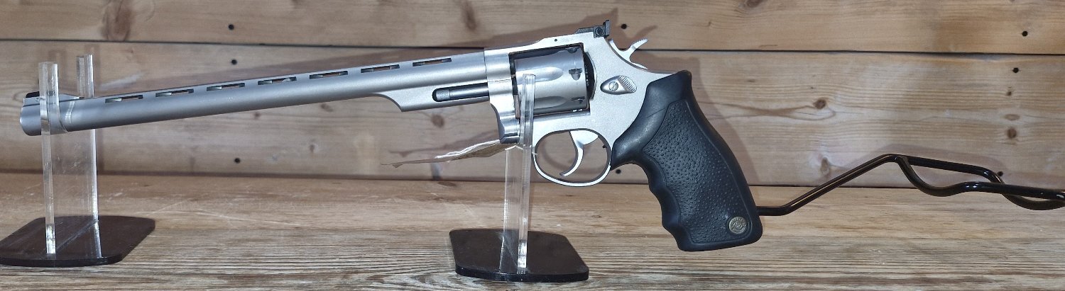 Taurus TAURUS LONG BARREL REVOLVER .357 Long Barrel