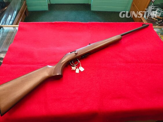 J.G. Anschütz 1451 Bolt Action .22 Long Rifle (.22 LR) Rifle in 