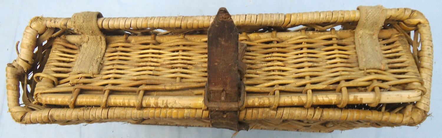 German, WW2, 4 Round, Wicker, Canvas and Leather Ammunition Carrier for the 7.5cm lleichtes Infanteriegeschutz 18 Infantry Support Gun. - O 2213 German, WW2, 4 Round, Wicker, Canvas and Leather Ammunition Carrier for the 7.5cm lleichtes Infanteriegeschutz 18 Infantry Support Gun. - O 2213  Other Ammunition - {CATEGORY}
