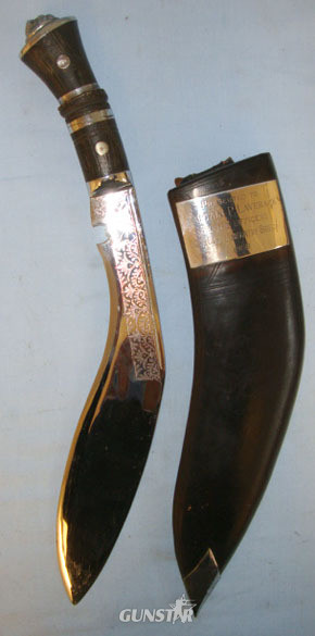 British Officer’s Gurkha Presentation Kukri With Buffalo Horn Grip, Chromed Lion Other Blade in 