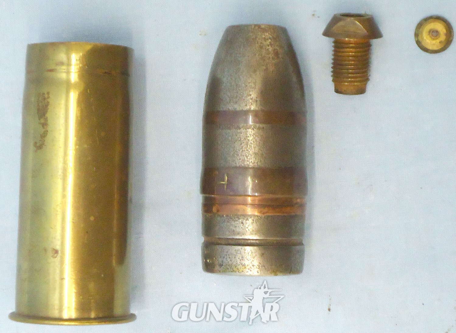  DEACTIVATED INERT. British Boer War Era, Vickers Son & Maxim 37mm (37 x 94R) Pom Pom Nose Fused HE (High Explosive) Round. - O 1400 DEACTIVATED INERT. British Boer War Era, Vickers Son & Maxim 37mm (37 x 94R) Pom Pom Nose Fused HE (High Explosive) Round. - O 1400  Other Ammunition