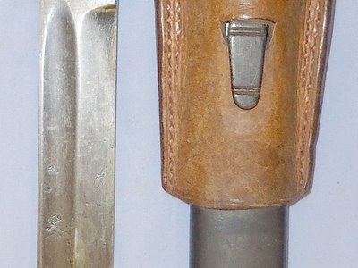 German WWII M84/98 3rd Model Bayonet with Plastic Grips Scabbard and Frog. 22398. Bayonet