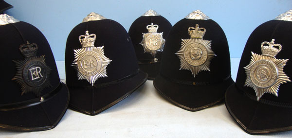  Police Male Constable\'s / Sergeant\'s Blue Serge Helmets With Helmet Plates, Pr Police Male Constable's / Sergeant's Blue Serge Helmets With Helmet Plates, Pric Clothing