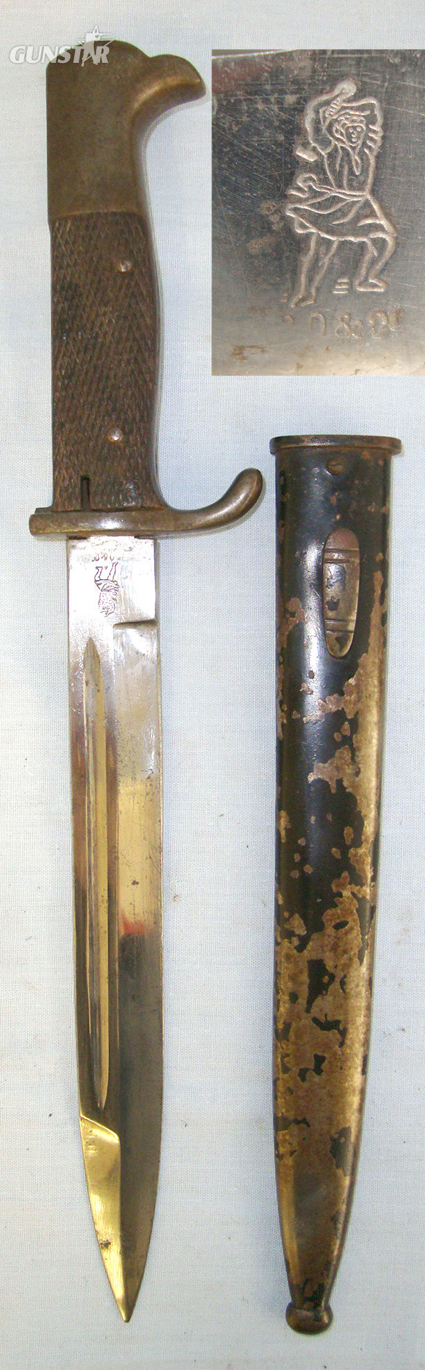 WW1 Imperial German Officer’s Ernst Pack & Sohne Solingen Trench Dagger / Fighting Knife With Carbine Bayonet Blade (Hilt Design Based On German WW1 Dress Bayonet) & Scabbard. ED 2207 Dagger in 