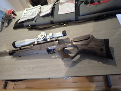 Weihrauch limited edition number 90 from 300 .177