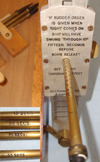  British Royal Navy Admiralty Trials Anti Bomb Sight With 1990’s Copy Of Report O British Royal Navy Admiralty Trials Anti Bomb Sight With 1990’s Copy Of Report O Other Accessory