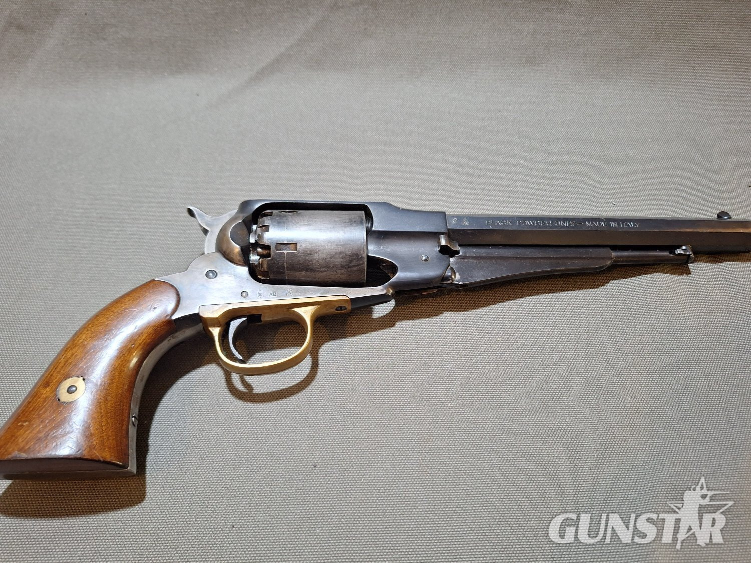 Uberti Model 1858 New Army .44 Muzzleloader - {CATEGORY}