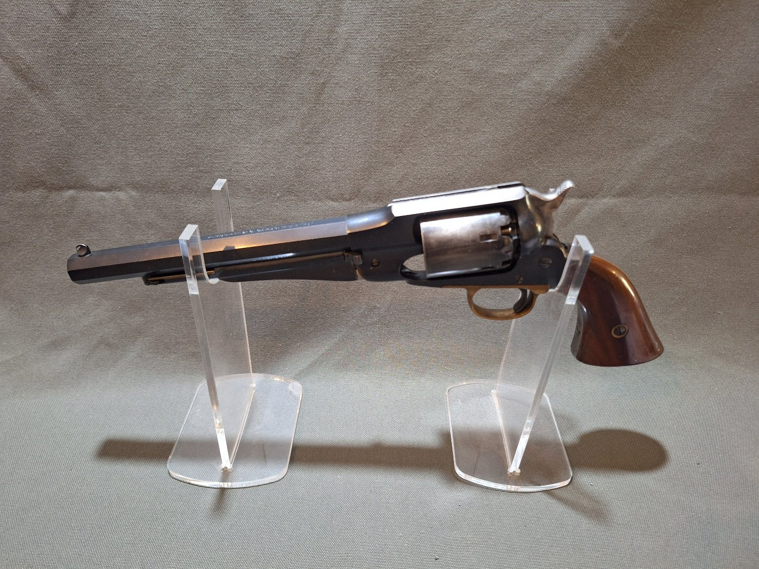 Uberti Model 1858 New Army .44 Muzzleloader