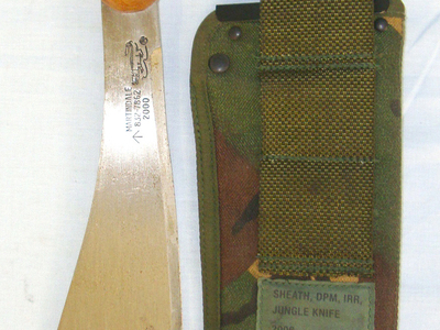 Un-Issued 2000 Dated British WD Ralph Martindale Military Machete & 2006 Dated WD DPM Camouflage Scabbard. ED 2183 Other Blade