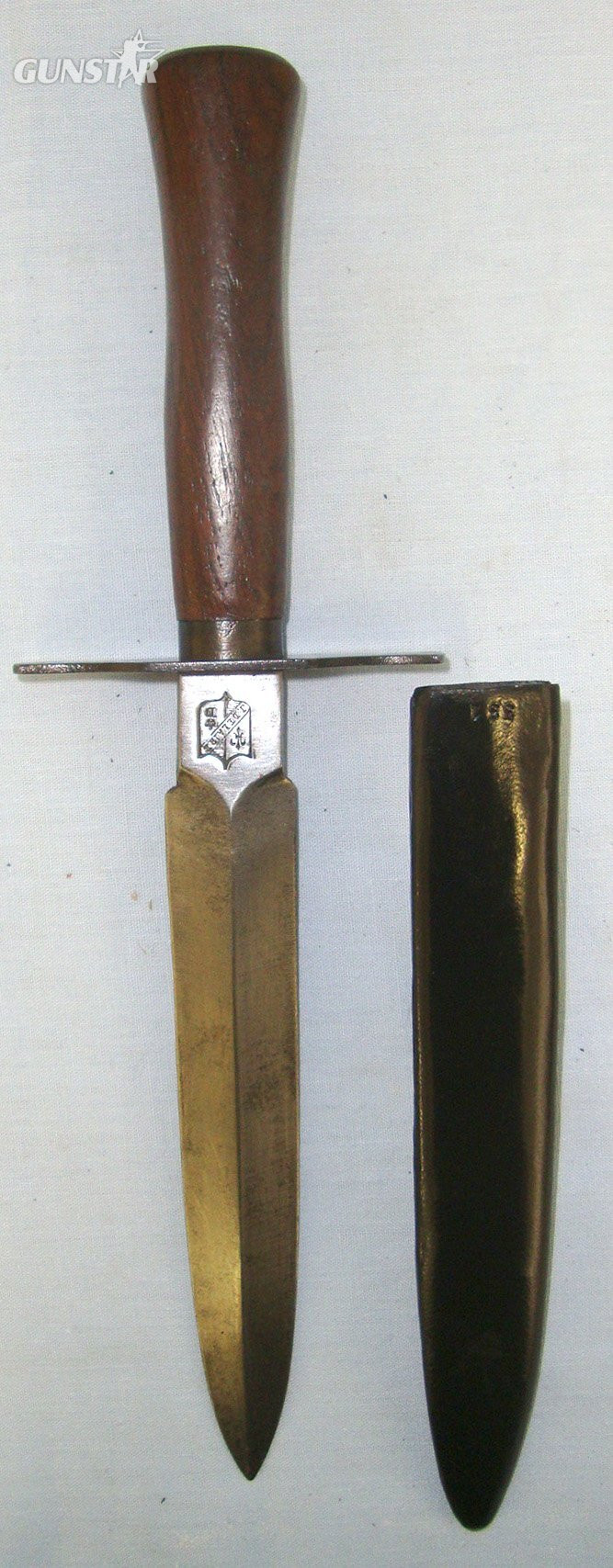  RARE**WW1 French Model 1916 ‘J.Delaire’ (Variant of \"The Avenger of 1870\") Fighting Knife & Scabbard. Sn 22831 Dagger