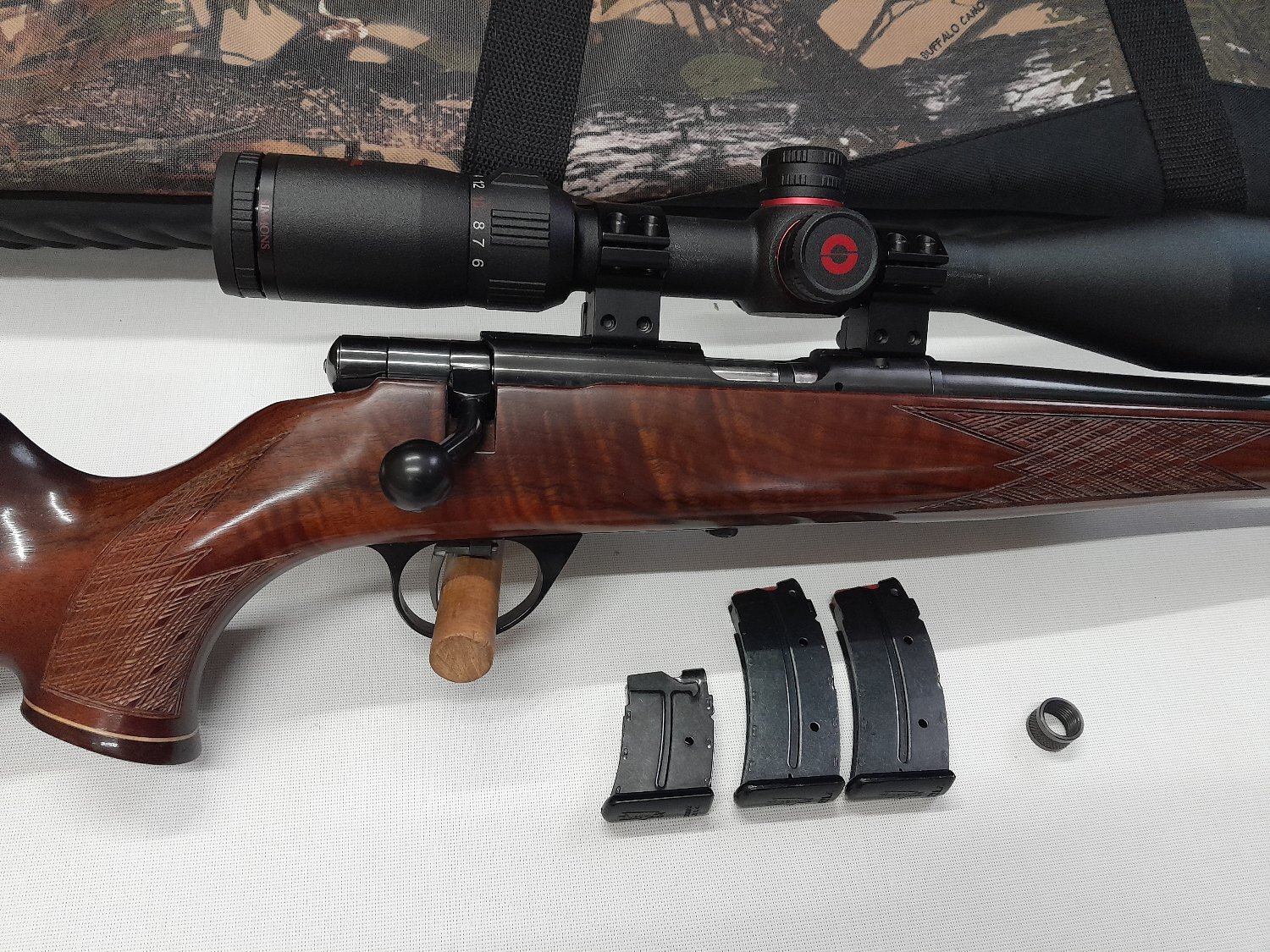 Anschütz, J.G. 1712 Monte Carlo FWT Bolt Action .22 Long Rifle (.22 LR) Rifle 