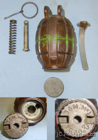 INERT** DEACTIVATED**MATCHING MANUFACTURER MARKS** British WD WW2 1942 & 1943 Da INERT** DEACTIVATED**MATCHING MANUFACTURER MARKS** British WD WW2 1942 & 1943 Da Antique & Militaria