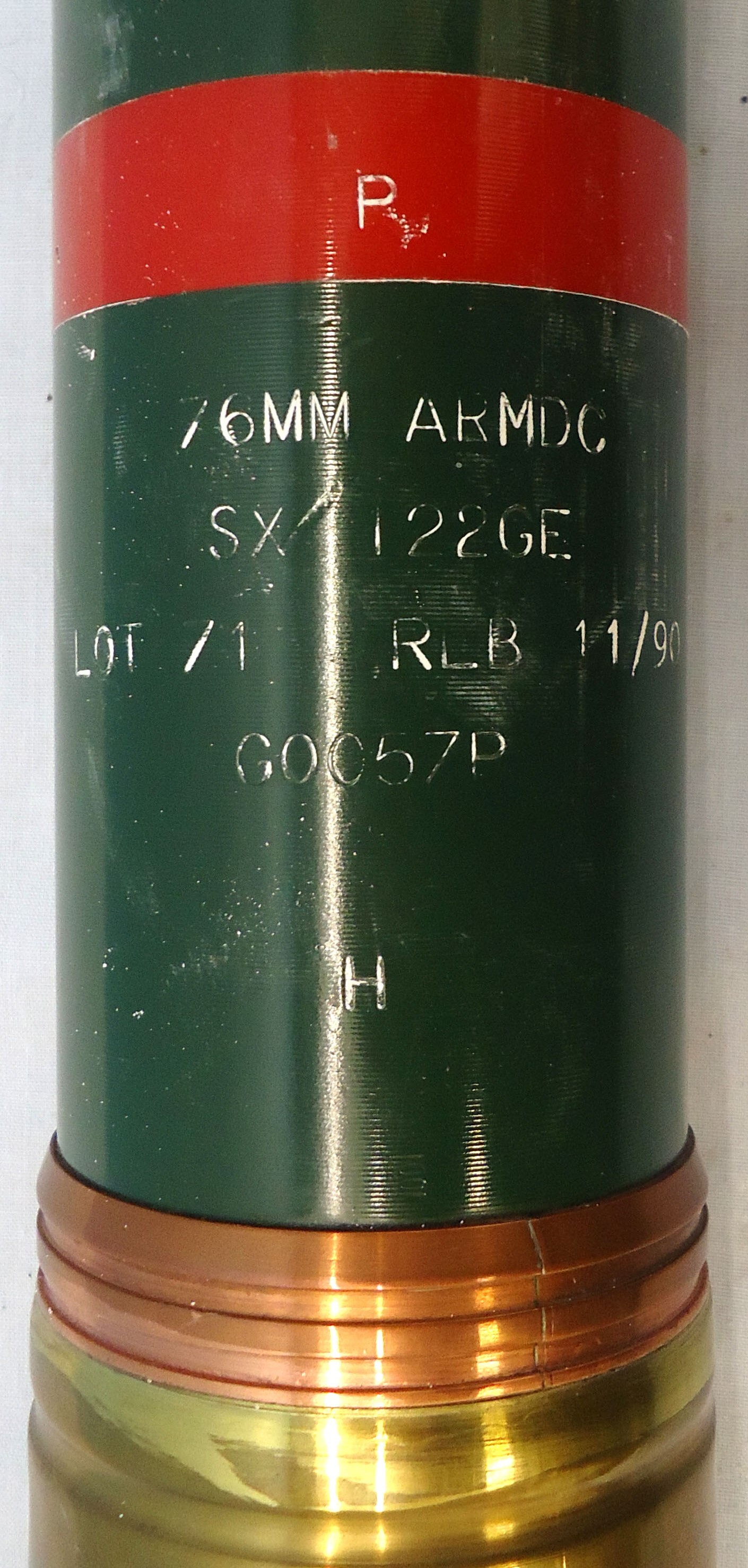  INERT DEACTIVATED. British, Unfired. 76mm ARMDC (76.2x230R) L23A1, HESH (High Explosive Squash Head) Round For The Scorpion light Tank and Saladin Armoured Car. - O 2012 INERT DEACTIVATED. British, Unfired. 76mm ARMDC (76.2x230R) L23A1, HESH (High Explosive Squash Head) Round For The Scorpion light Tank and Saladin Armoured Car. - O 2012  Other Ammunition
