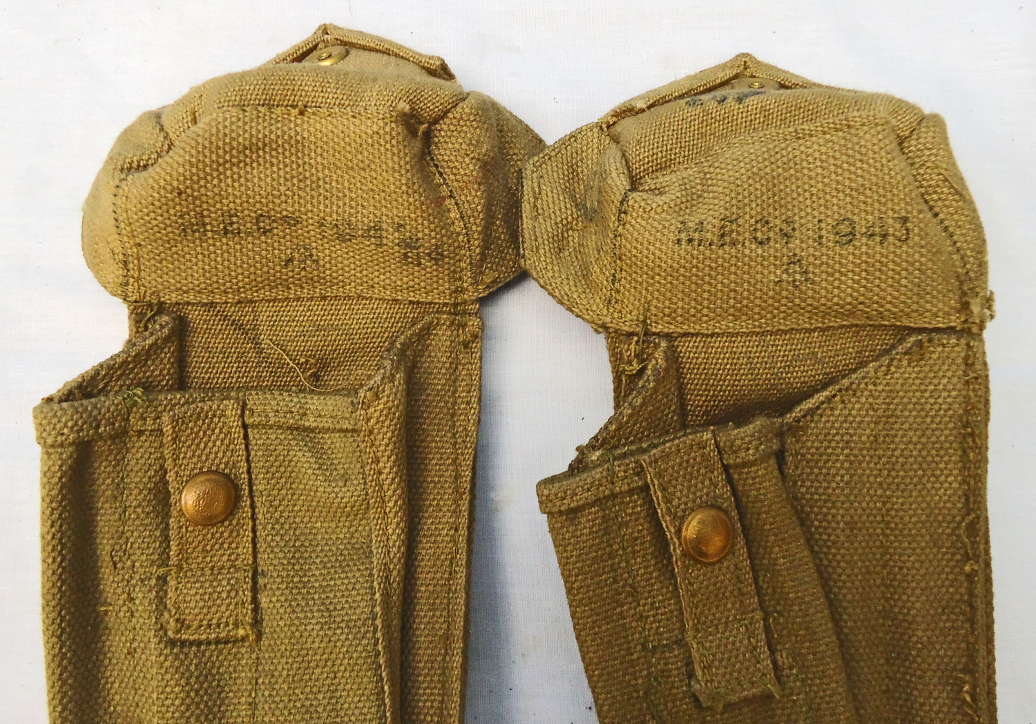  WW2, 1943 Dated, British, Pair of Lanchester Sub Machine Gun, 3 Magazine Pattern 37 Webbing Pouch. - MISC 893 WW2, 1943 Dated, British, Pair of Lanchester Sub Machine Gun, 3 Magazine Pattern 37 Webbing Pouch. - MISC 893 Other Accessory