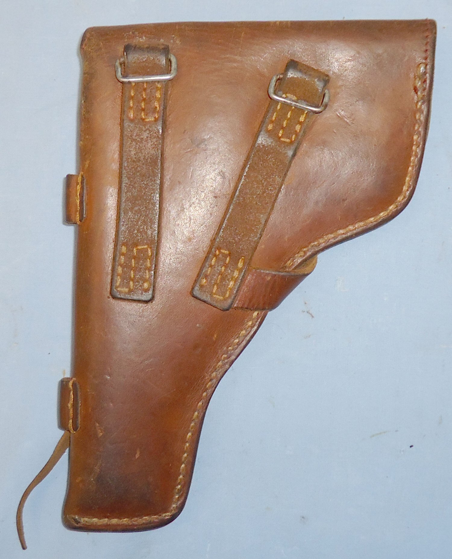  Officers Private Purchase Quality Leather Holster for the Browning Hi Power Semi-Automatic Pistol. Sn 8896. Officers Private Purchase Quality Leather Holster for the Browning Hi Power Semi-Automatic Pistol. Sn 8896. Antique & Militaria