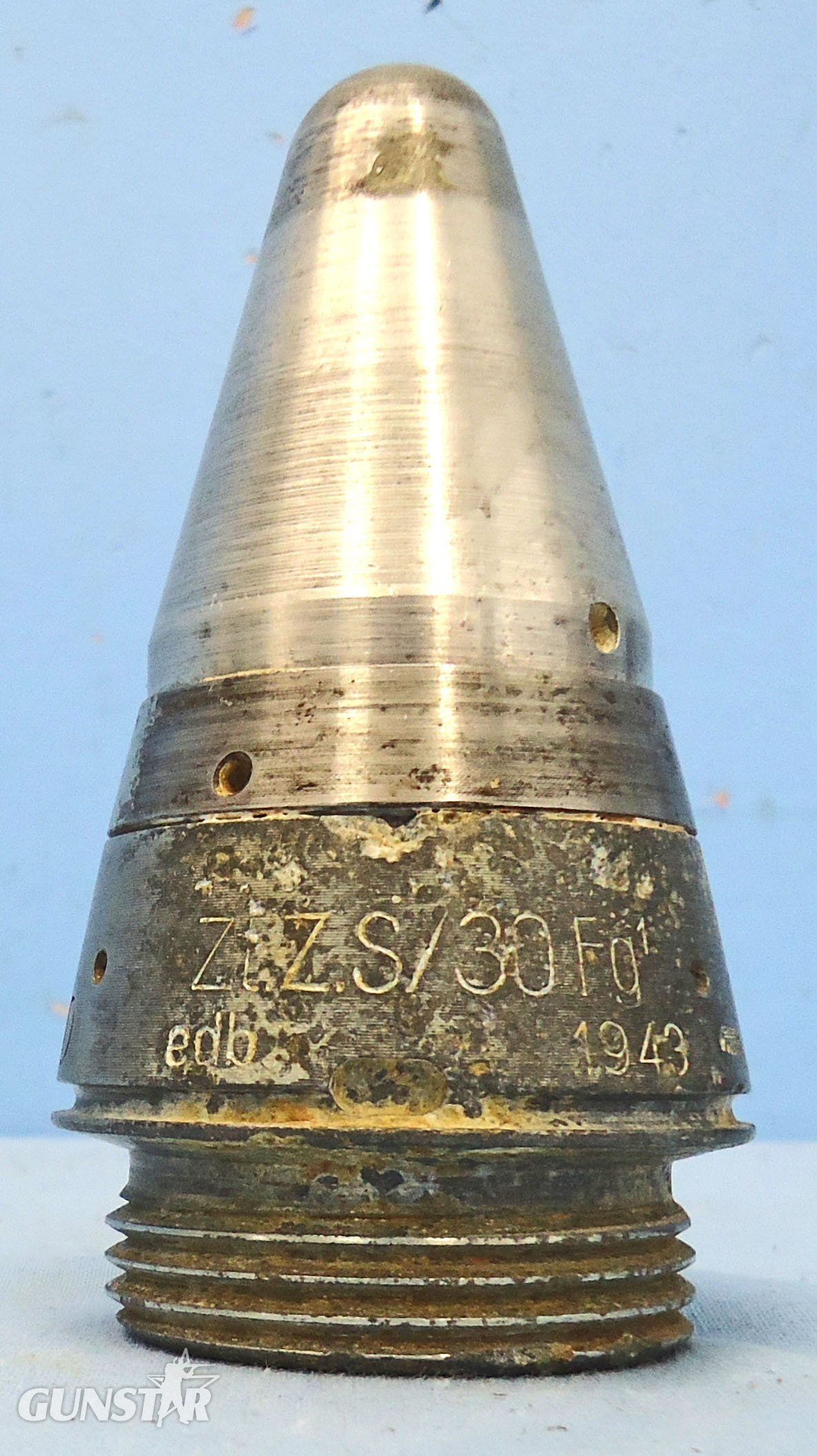 INERT. Unfired, WW2, 1943 Dated, German ZtZ.S/30 Fg1 Clockwork Time Fuze in its Original Bakelite Transit Container. - O 2215 INERT. Unfired, WW2, 1943 Dated, German ZtZ.S/30 Fg1 Clockwork Time Fuze in its Original Bakelite Transit Container. - O 2215  Other Ammunition - {CATEGORY} in 