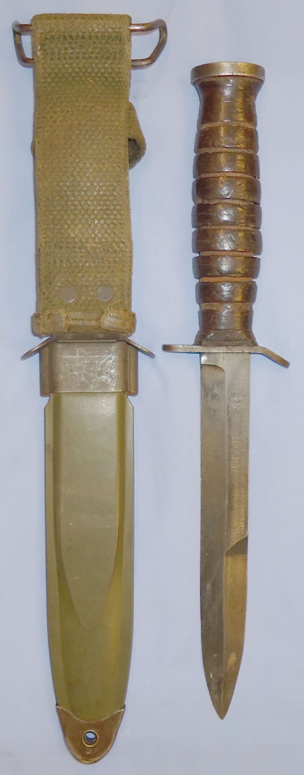  Scarce* Type 2 (End of 1943) U.S. M3 Trench Knife by ‘IMPERIAL’ Complete with its M8A1 Scabbard by P.W.H. ED 867. Knive