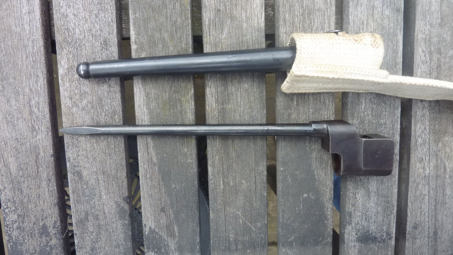  Lee - Enfield spike with parade frog -ww2- Bayonet